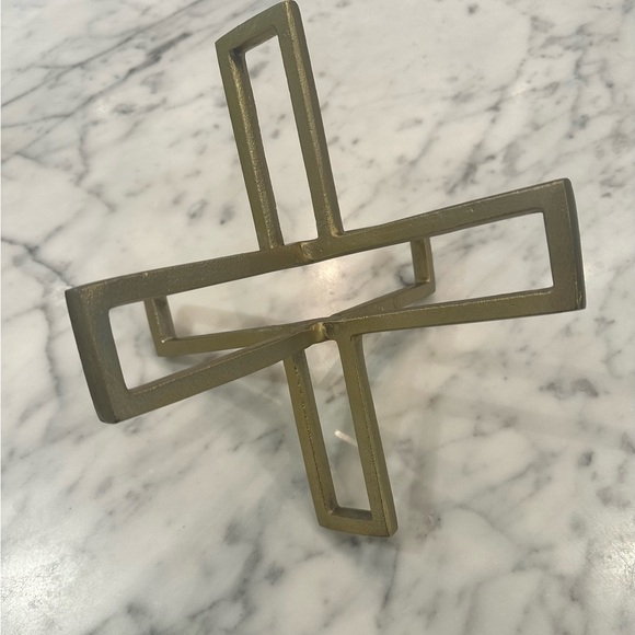 Metallic Gold Cube / Cross Sculpture - Picture 5 of 8